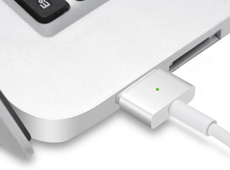 MACBOOK CHARGER