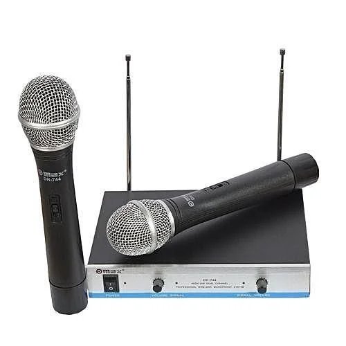 Max 744 Wireless Microphone