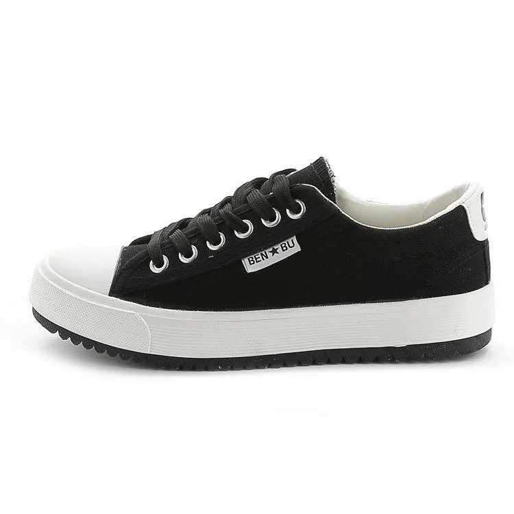 Fashion designer casual sneakers for ladies