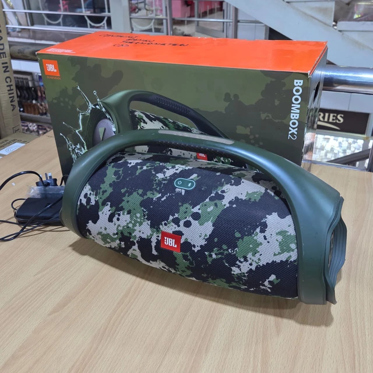 JBL Boom Box 2